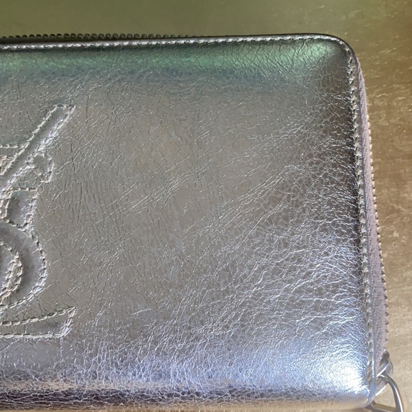 YSL gold Belle du Jour zip around leather wallet - Picture 4 of 16